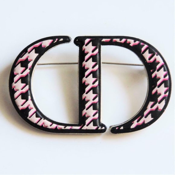 Dior Jewelry - Authentic Christian Dior Brooch Houndstooth Design